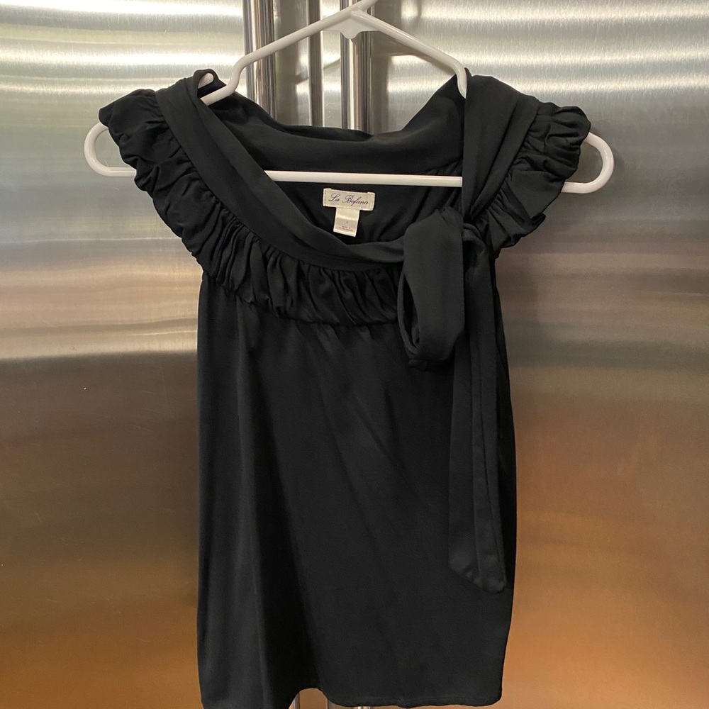 Fun black top